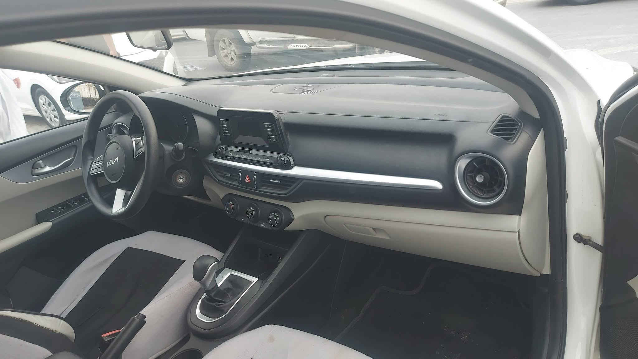 سيراتو ٢٠٢٤ • ٧٧٠٠٠ • مواصفات كويتية