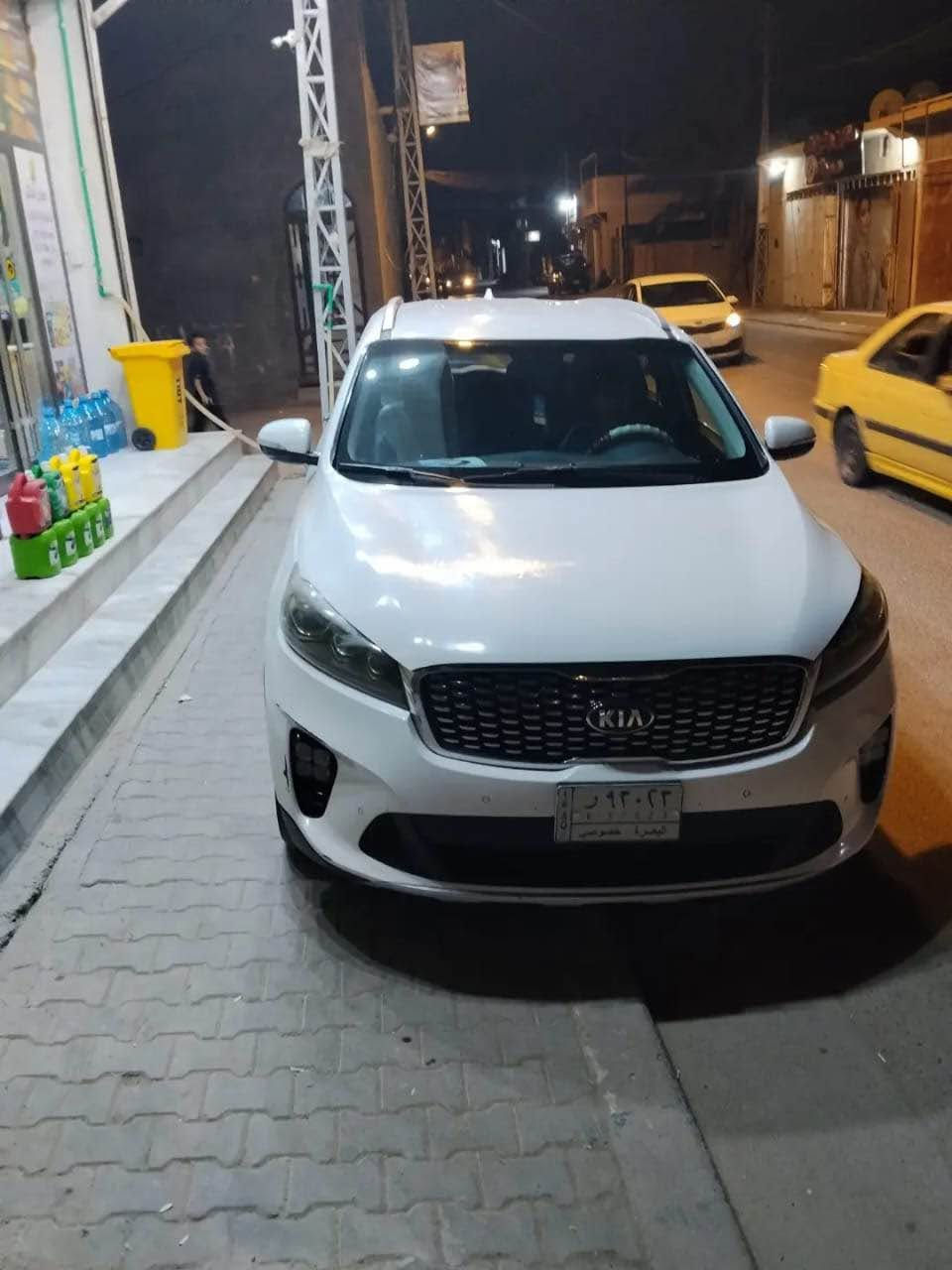 سورنتو ٢٠١٩ • ٦ سلندر ٣٫٥ لتر • ١٧٥٠٠٠ كم