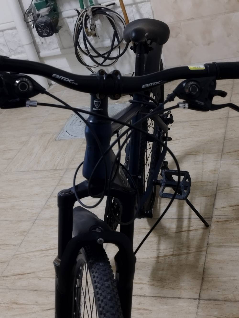BMX GTR • نظيف • دكمة مكسورة