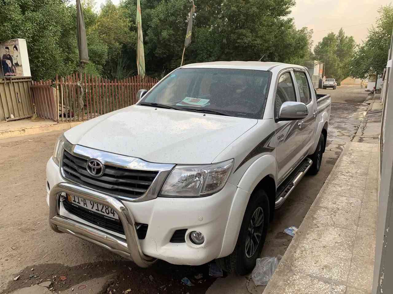 هايلكس • ٢٠١٤ • ماشيه ١٠٠الف