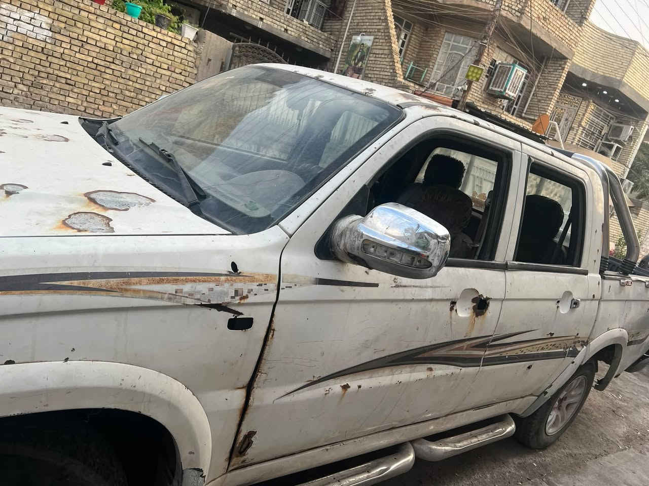 شيري • ٢٠١١ • عليها مجال