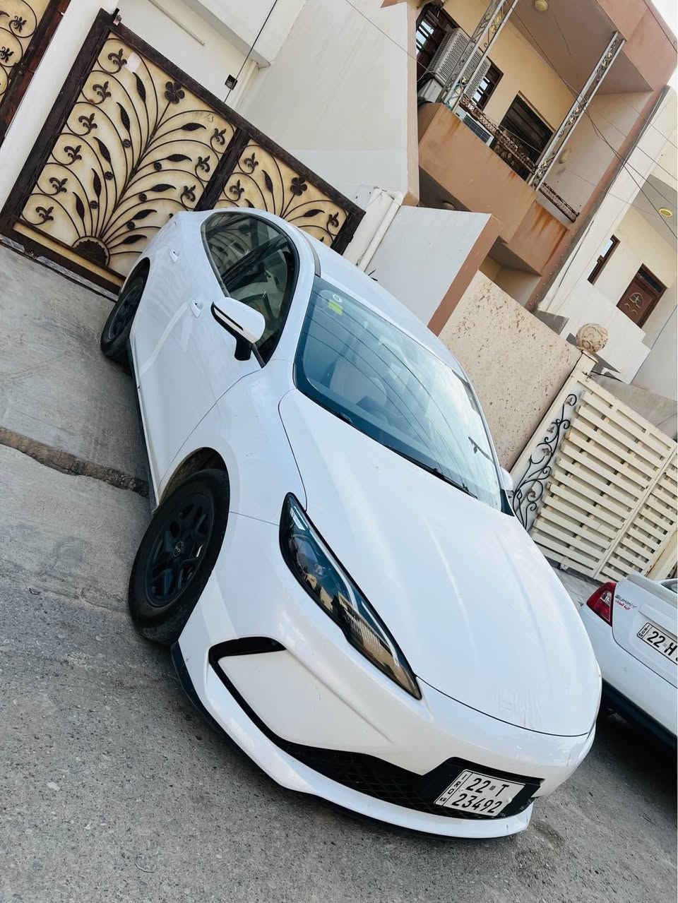 سەرتا بەناوی خوا
BYD Seel 05 2025 
فول بەس سڵایت نیە
ناو سپی
تەنكی گەورە ٦٥ لتر 
14 هةزار كم رۆشتوە
هەموگیانی بەشەرتە چاڵ تەرزەی نیە
چوار تایە لۆک
ئەشیای بیلادی خۆی لەگەلە 
مۆدی لێ خوڕین 
بەنزین - كارەبای - هایبرد 

***********
نرخ 137$
كركوك - رحیم اوە كركوك, العراق
