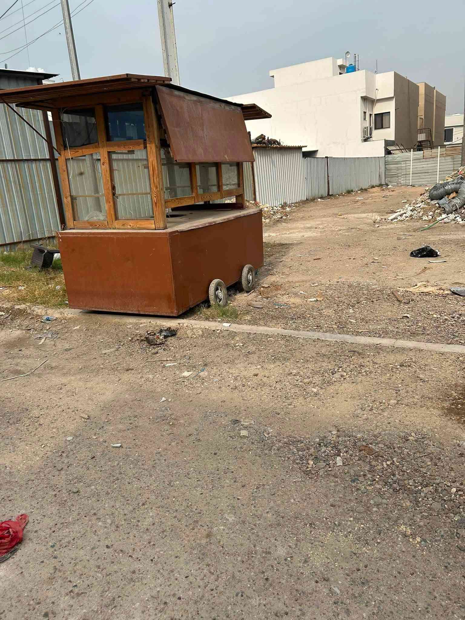 السلام عليكم
عربانه لبلبي للبيع

حديد ثقيل ونظيفة

المكان بغداد حي الجامعة

الرقم ***********
