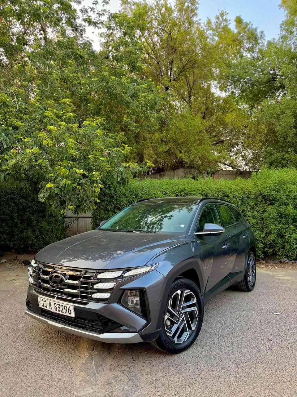 2025 Tucson limited هايبرد
توسان لمتد هايبرد اعلى مواصفات
  وارد امريكي 
رقم بغداد هزة جديدة
ضرر بسيط  جداً جداً الجاملغ الامامي جهة اليسار مبدل اصلي نفس اللون ونفس الكود من تدخل سونار يطلع بس مفتوح الجاملغ وبارد وتكحيل بحافة البنيد فقطط 
باقي السيارة كفالة عامة 
❌بدون صبغ❌
❗️بدون ايرباك بدون ايرباك بدون ايرباك ❗️
السيارة جديدة  واخت الزيرو بعدها 
ماشية 15 الف ميل 
1- محرك 1.6 توربو هايبرد  
2- بانوراما 
3-اربع كامرات امامي وخلفية وجانبية بالمرايات 
4- حساسات امامية وخلفية ١٢ حساس
5- رادار امامي وجانبي وخلفي نقط عمياء 
6-تتقدم وترجع بالبصمة 
7- كشنات جلد اسود وكهرباء الاماميات 
8- تبريد وتدفئة كشنات امامية وستيرن تدفئة وكشنات خلفية تدفئة 
9- كير تعليك و شفتات ستيرن 
10-خزن كشنات
11-لايتات عدسات تختلف عن العادي
12- صندوق كهرباء ومن تقترب منة يفتح  
13- داتا شو تعرض على الجامة الامامية 
14- سستم صوت Bose مع دمام بالصندوق
15-اوتو هولد
16- مساعدة النزول من المنحدرات 
17-شاحن تلبفون واير ليس 
18-حساس قراءة العين 
19-الوان داخلية تتغير ١٠ الوان بيها 
20- انارة داخلية led 
21-شحن تايب سي 
22- ويل كب حجم ١٩ 
23- شاشة كبيرة ابل كار بلي واندرويد اوتو 
السيارة جديدة ومابيها اي نقص مسويلها بولش ونانو 
وبيها ارضيات حوضية رزلاين 
مكان السيارة بغداد البنوك او حي سومر شارع المدارس

السعر 220$ وبي مجال بسيط 

*********** بغداد, العراق
