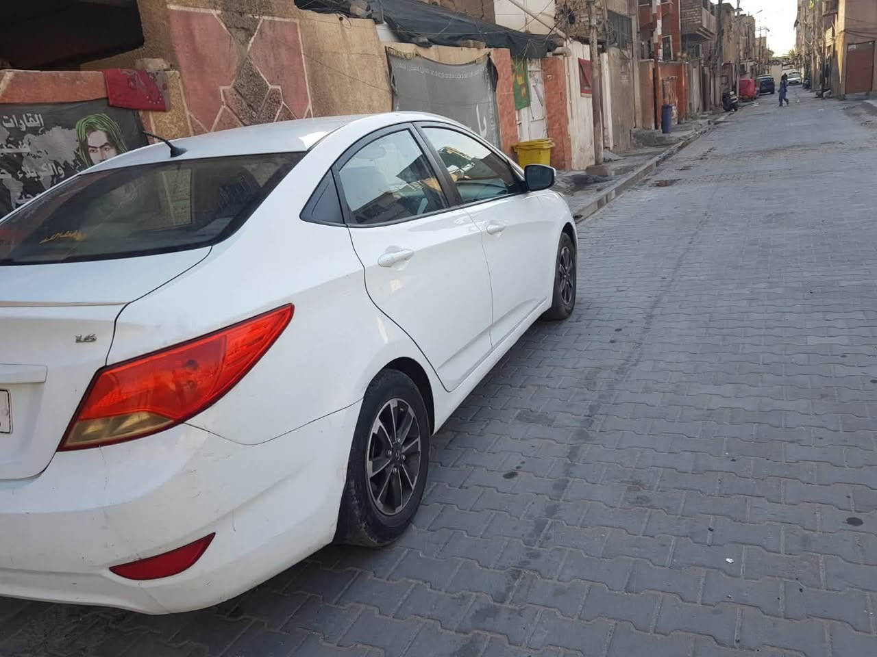 السلام عليكم اكسنت 2016 مكفولة محرك 1600 كير محرك مكفول تبريد ثلج موجود السونار سياراة خير من اللة رقم الهاتف ***********
