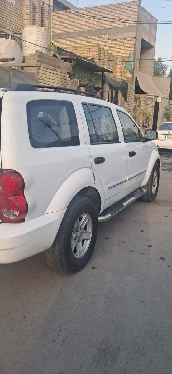 سلام عليكم دوج دورنكو ٢٠٠٩ رقم بابل مكينه ٨ هيمي بيها تبخير مكان السياره بغداد حي السفير السعر ٦٥ / ***********
