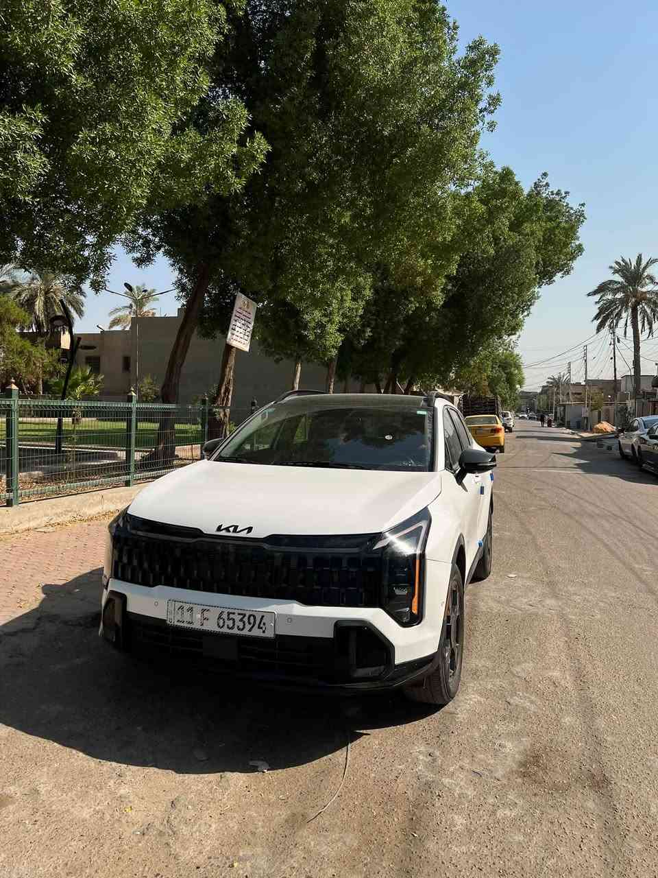 السلام عليكم
#للبيع KIA SPORTAGE X LINE موديل 2026
السياره حادثها مبدل جاملغ ومصبوغ الباب ربع فقط بدون ايرباك بدون شواصي بدون لغود شرط الفحص 
ماشيه 5 الاف
مرقمه بغداد
السعر 248 وبيها مجال بسيط كلش 
***********
