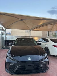كامري هايبرد • ٢٠٢٥ • ٢٥ ألف ميل