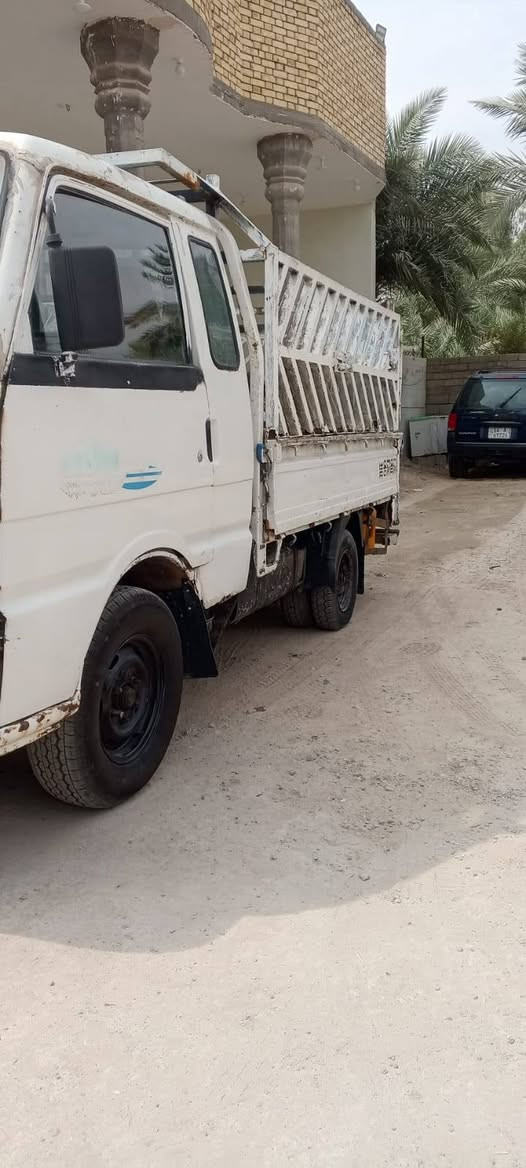 كيه بنكو البيع سياره جاهزه ما ناقصه اي شي كير محرك شاصي  مكفولات
تواير جدد  
سياره رقم انكليزي لحد 30 سنويته 

ب40ورقه او بيه مجال 
 
*********** بيه وتساب
#المكان_ناصرية_مركز
