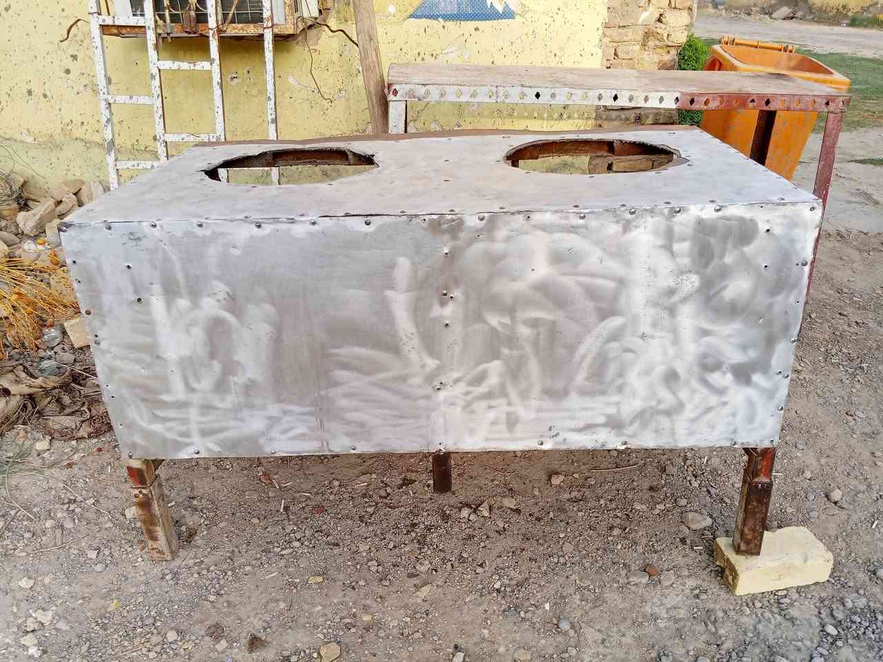 ميز • مستعمل • بابل