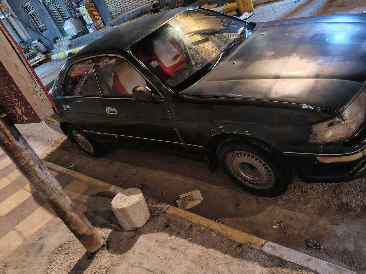 مديل 92 سنويته 27 مكفوله من الكص و نقل جثه كهربايات كله شغاله و تايرات كله جدد تبريد قبل شهرين وكف ضل يذب حراره و الباقي شوف العين الي عنده مراوس اي سياره اراوس ايراني صيني ياباني الشراي و الي عنده مراوس يجي خاص او يتصل على رقم *********** كون ناصرية عنواني ناصرية مركز
