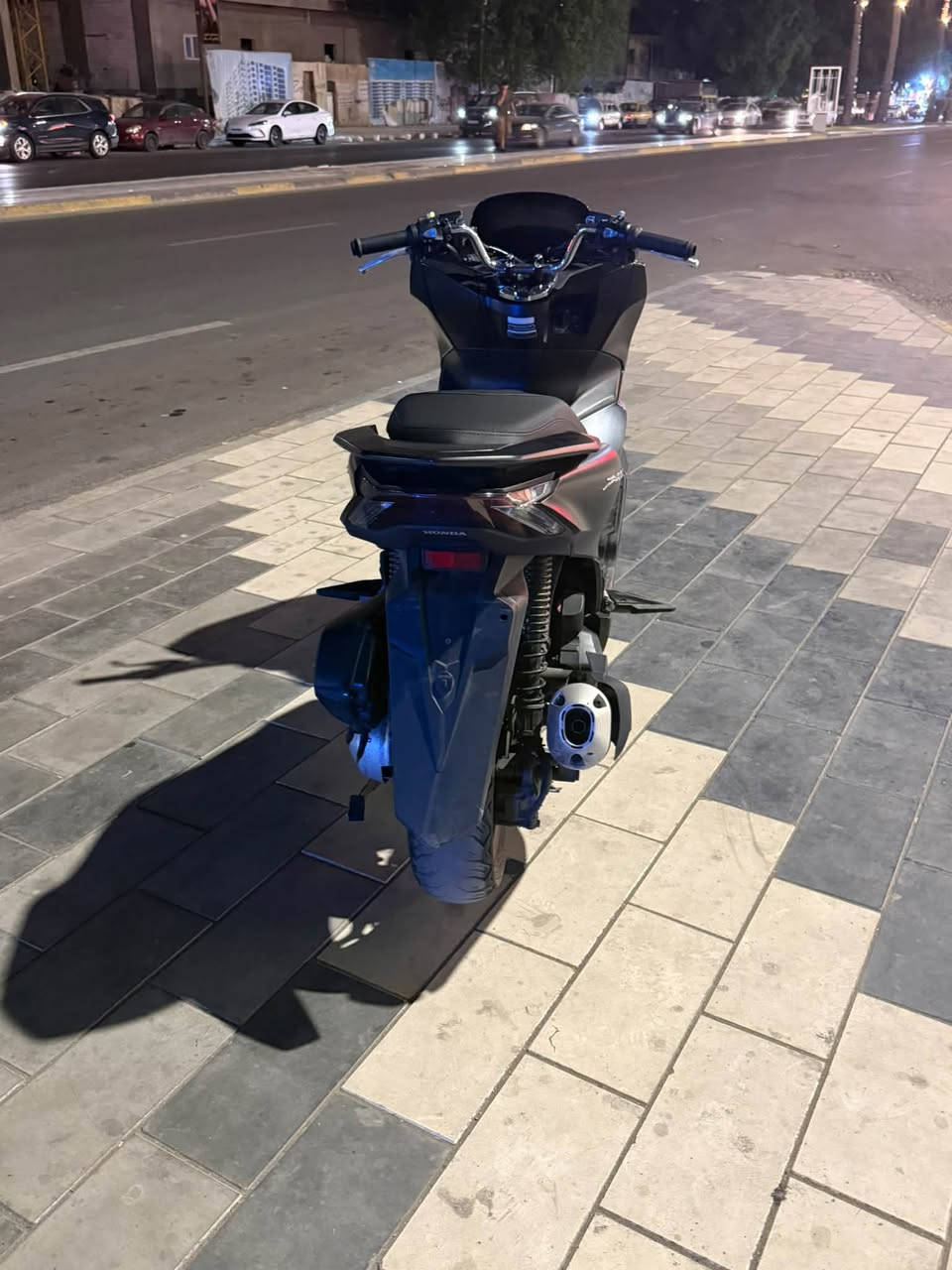هوندا PCX • مستعجل • وارد كوري