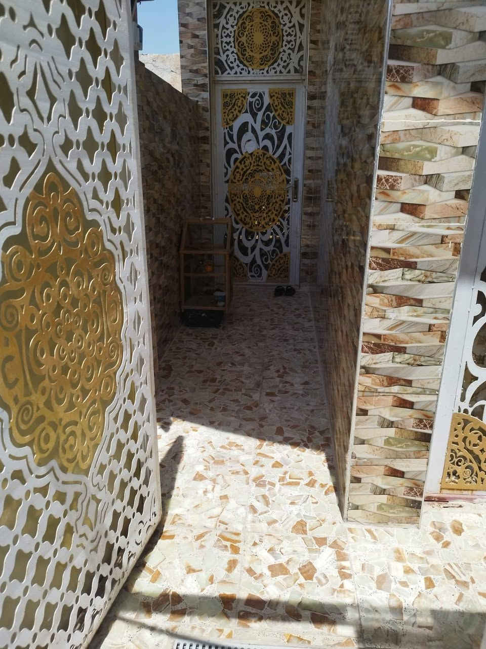 حي ميسان قطاع ٧٦ • ١٠٠م • كونكريت مسلح
