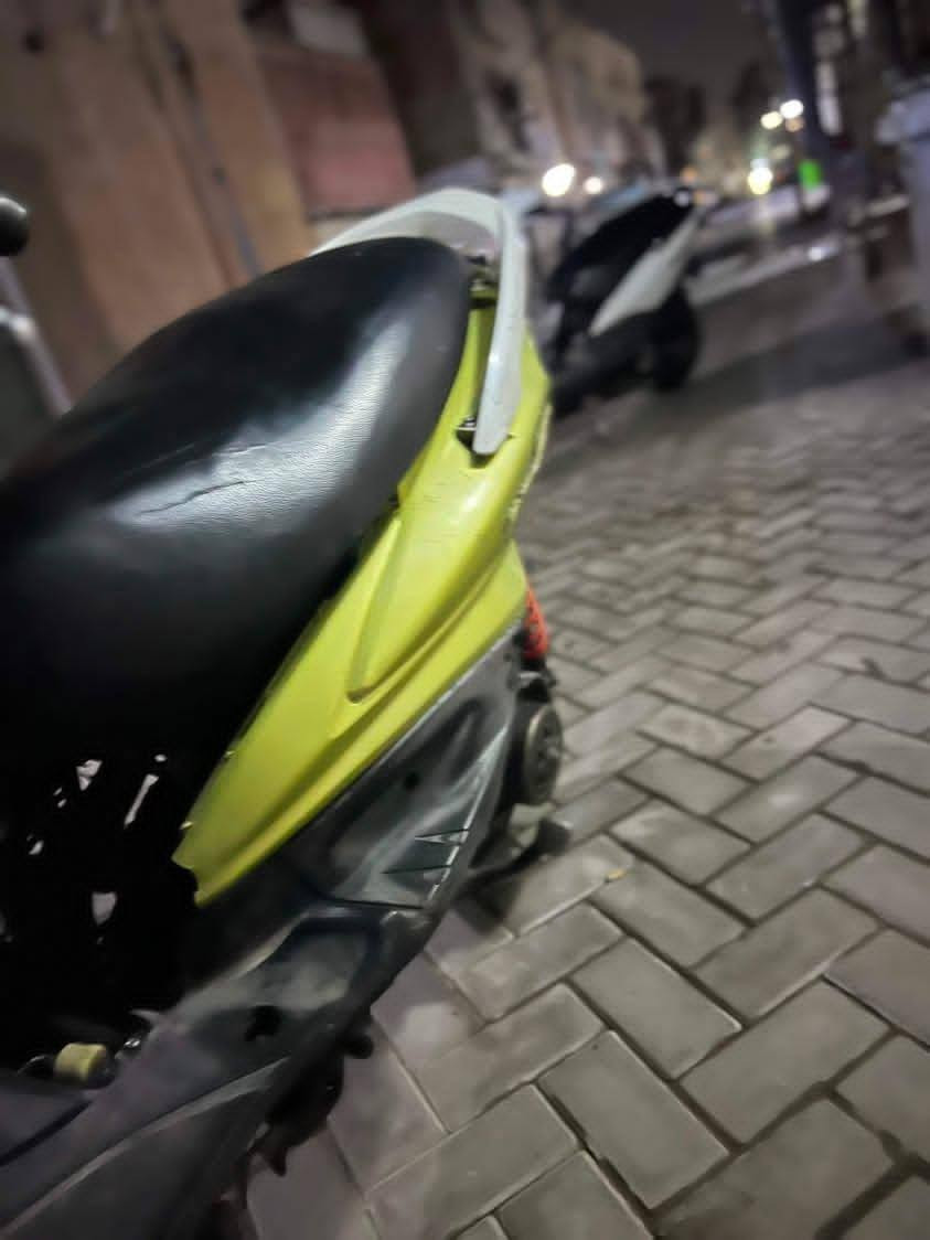 السلام عليكم للبيع سكنس فحل كابريتر درجه ٥٨ ونص سعره ٢٥٠ وبيه مجال درجه طافيه تجي تحمل وتروح مكاني بغداد الشعب الرقم بس وتساب ***********
