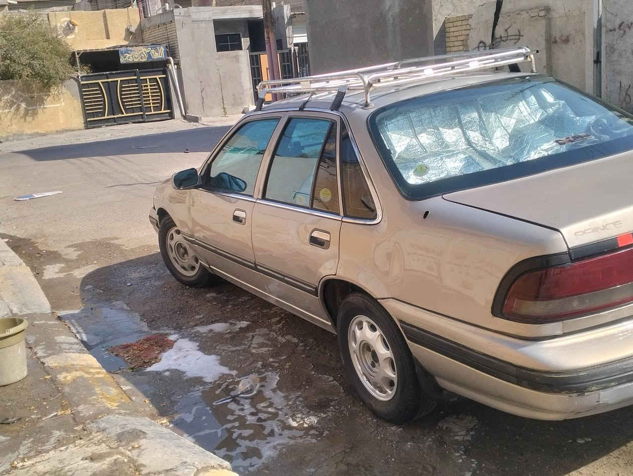 سلام عليكم ورحمه برنس 1994للبيع رقم نكليزي تحويل ثاني يوم مكينه جيده لا تنقيص ولا تبخير كير عادي جيد صدر تايرات جدد  تبريد ثلج ماكو حماوه داخلهه جدا نضيف وعلى ايدي جام مضلل ضد الحرارة كشنات بلاديه سعر 35 مكاني بغداد تقاطع درويش مدخل المعالف رقم الهاتف 📞***********خابر وتأمرني أمر
