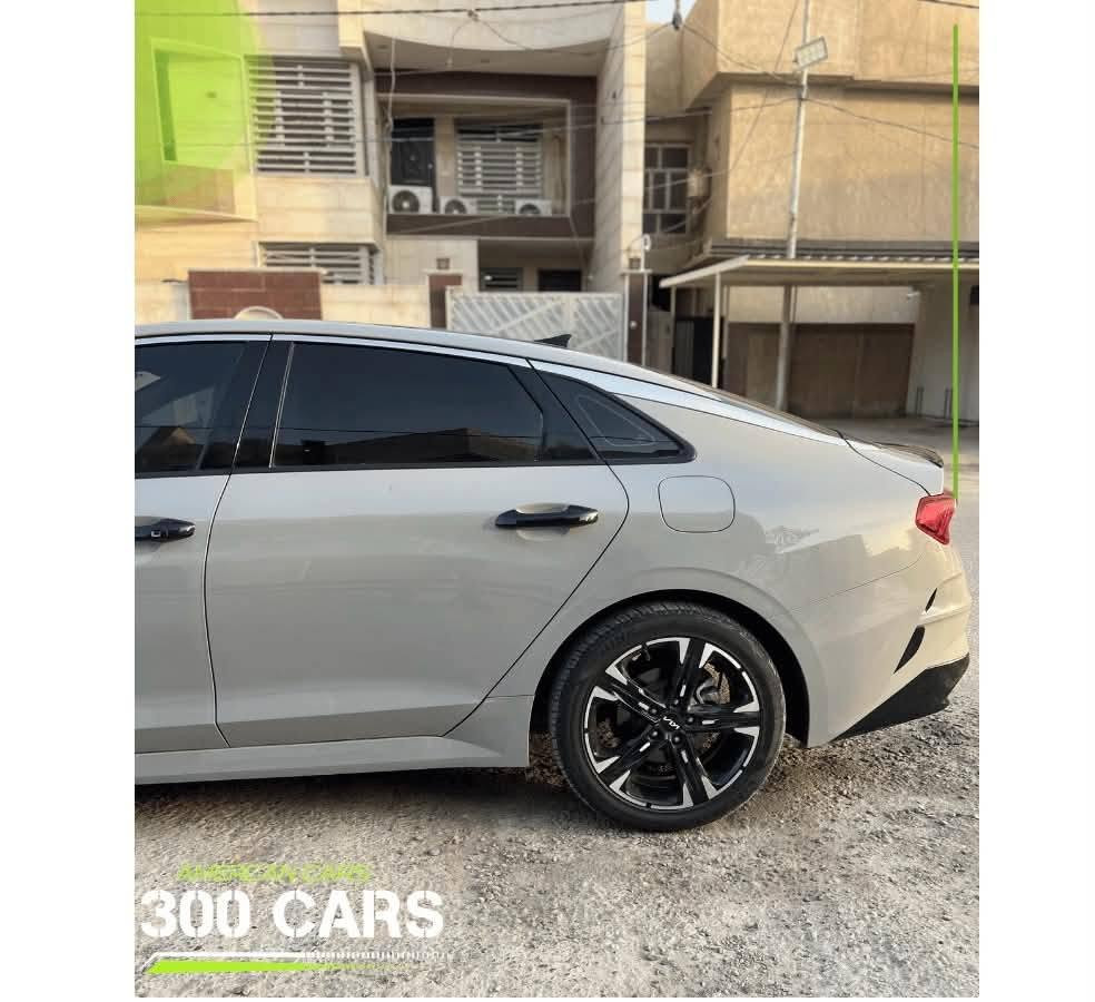كي فايف جتي لاين مديل 22 فول مواصفات معوقين بسمي حجم محرك1600 تيربو ماشيه 38 حققي سعر 160

نص مكتوب في الصور:
- 300 CARS
- بنوراما العدَاد 35,000 AMERCAN CARS 300 CARS ***********
- AMERICAN CARS 300 CARS بابل الحله
- الداخل جلد
- كرشن كهرباء
- شاشه مرتبطه
- AMERCAN CARS
- بابل الحله