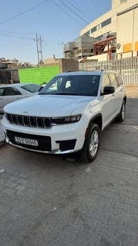 جيب Vip او سياحي 6 راكب  موديل 2024  ماشية 12 الف ميل حقيقي  رقم بغداد...
