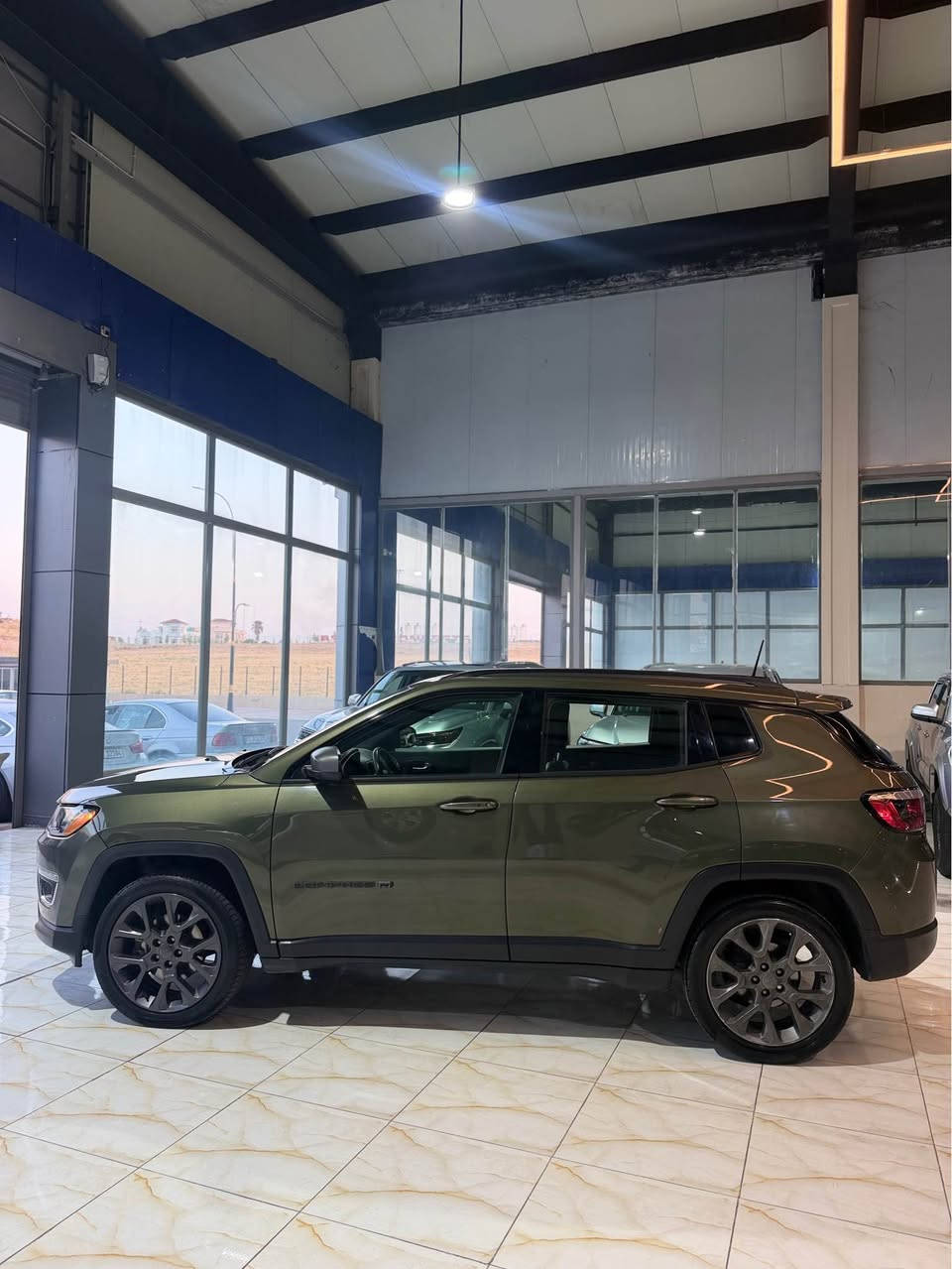 ✨ فروشتنی ئۆتۆمبێلی Jeep Compass ✨
ئۆتۆمبێلێکی زۆر خاوێن و ماڵیی بە ڕەنگێکی زۆر تایبەت و ڕەقەمی نوێ!  
مواسات و زانیارییەکان:
 جۆر: Jeep Compass  
 رەنگ: سەوزی میلیتاری / زەیتونی  
 ڕەقەم: [ڕەقەمی دهۆک] رقم و سنوى نوى كراوه
 ڕۆیشتوو: [٥٠ هزار مايل]
 دۆخی بەدەن (بۆیاخ): [يه ك بارجه بوياخ هه يه .]
 گێر و مەکینە: بەشەرت، بەبێ هەق و کێشەی تەکنیکی.
📲 بۆ زانیاری زیاتر و تاقیکردنەوە (تێست):
 ژمارەی پەیوەندی: [***********]
 واتسئەپ: ***********
 ناونیشان: [دهوك تيرمينال رقم ٥٤
سعر:١٢٨ ورقه و مجال سميل, دهوك
