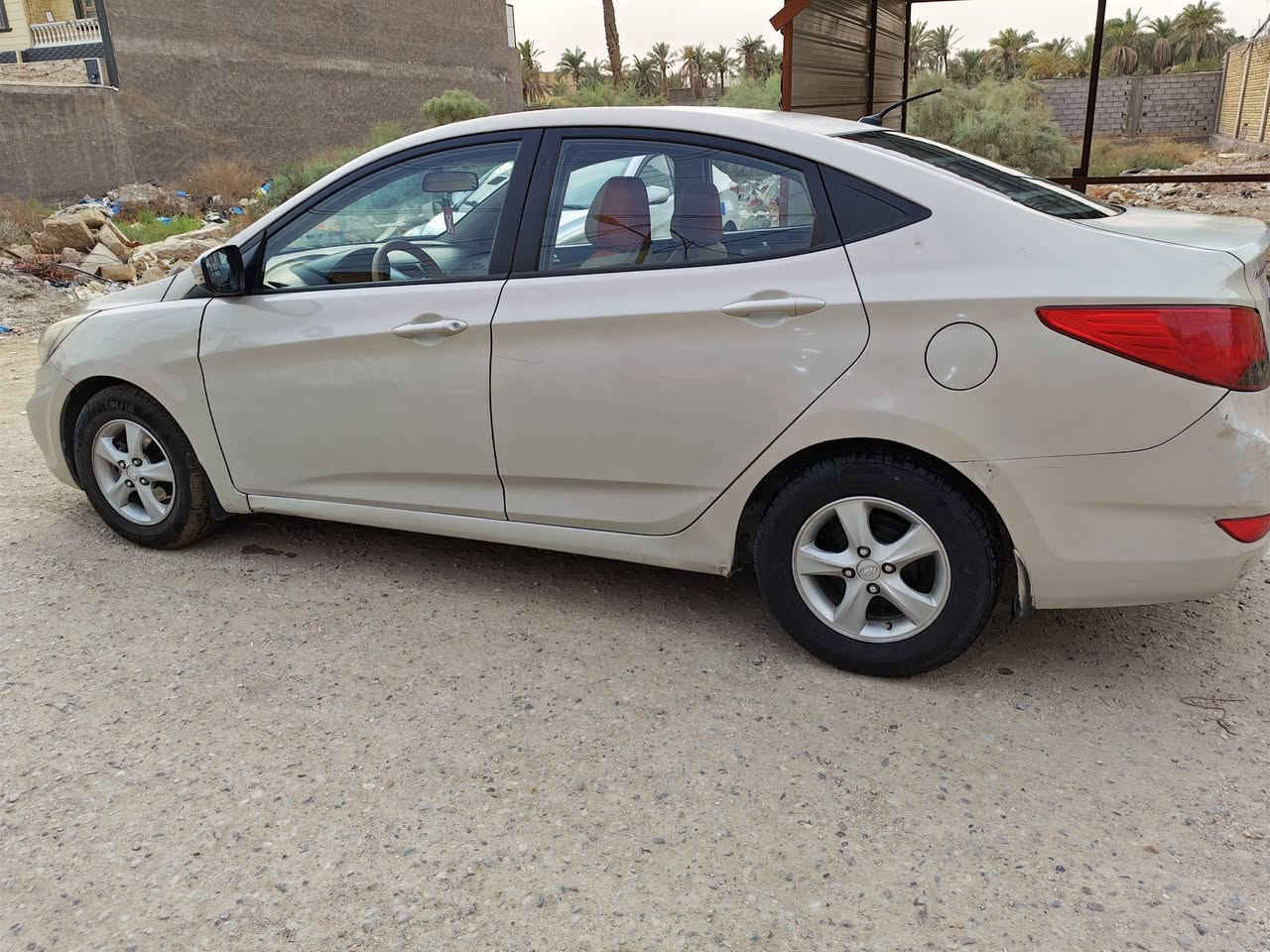 السلام عليكم اكسنت موديل 2016 خليجي بغداد بأسمي عنوان ذي قار مركز بيهه ٤ قطع صبغ أثر جراد بدون ضربه مكينه 1600 مكفولة كير مكينه وحداديه تبريد جديد منظومة ماي جديده باتري جديد تخم تاير هزة ماصاقطه السعر 78 وبيهه مجال جدا قليل الاستفسار علئ الرقم التالي بدون خاص ***********
