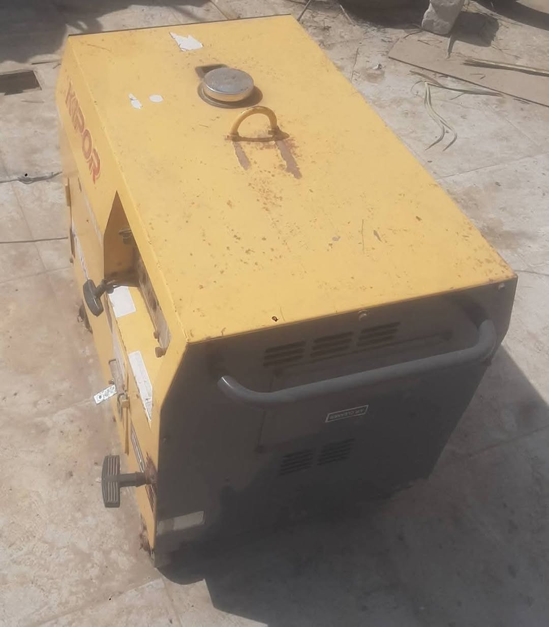 مولد كاز ٢٠ انبير ما مفتوح برغي بيهة مولد نضيفة سلف هندر لا دخان لا تنقيص مكينتهة سعر ٣٥٠ وبيهة مجال قليل
مكاني ديوانية سنية ***********
