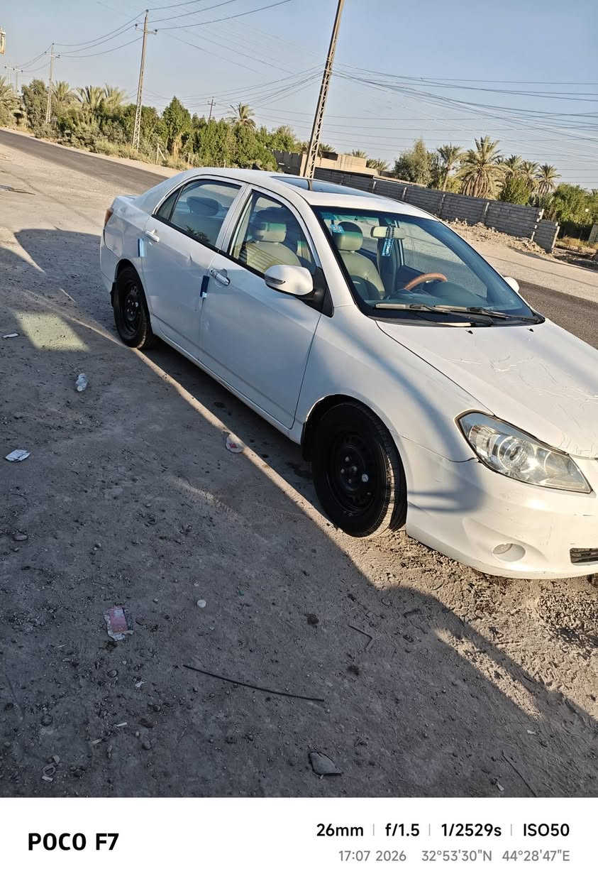 السلام عليكم BYD. G3.  2013 كير اوتوماتيك المرغوب
مكفوله كفاله عامه 
معمر بيها خياسات فقط 
 كير ومحرك شرط الكفاله   منظومة تبريد  جديده
  تاير نضيف محرك جديد سيارة ما عايزها اي شي فول مواصفات  سياره حلوه وشرط الفحص
 رقم وسط 29 انكليزي باسمي والتحويل مباشر  جديده سنويه جديده سياره جاهزه   السعر 45 رقمي ***********
