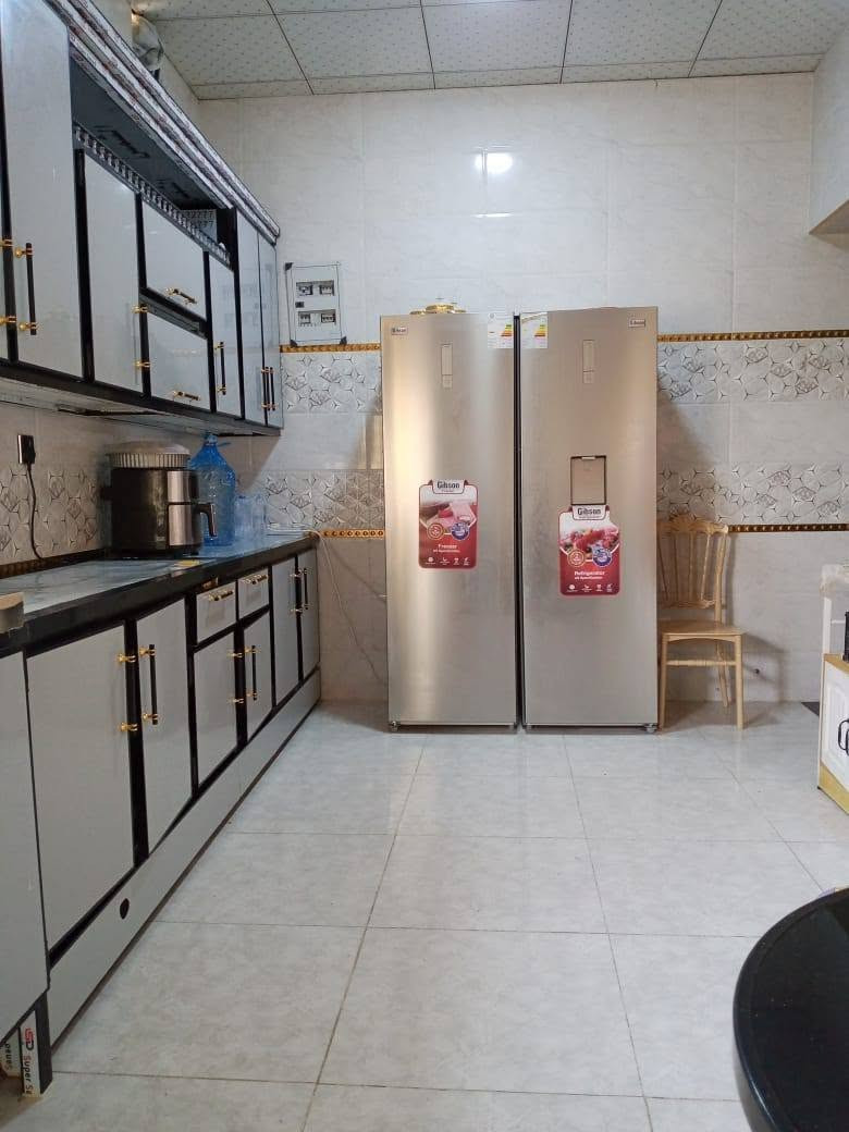 *للبيع دار في البصرة - الجزيرة باب الهوى* 🏠

*المواصفات:*
- *المساحة*: 140 متر
- *الغرف*: غرفتين
- *الاستقبال*: صالة + استقبال منفصل
- *المطبخ*: موجود
- *الصحيات*: صحيات داخل وخارج 
- *الكراج*: كراج للسيارة
- *الموقع*: البصرة - الجزيرة - باب الهوى - قرب المتنقلة. موقع حيوي وقريب من الخدمات

*للمعلومات والسعر*: 72
*عقارات أبو حسن الربيعي*  
*للتواصل*: *********** شط العرب, البصرة
