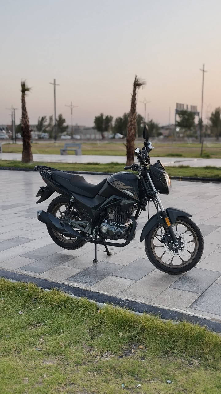 دراجه اركي محرك 200 يطاليه البيع مليونين و 800 العنوان البصره ***********
