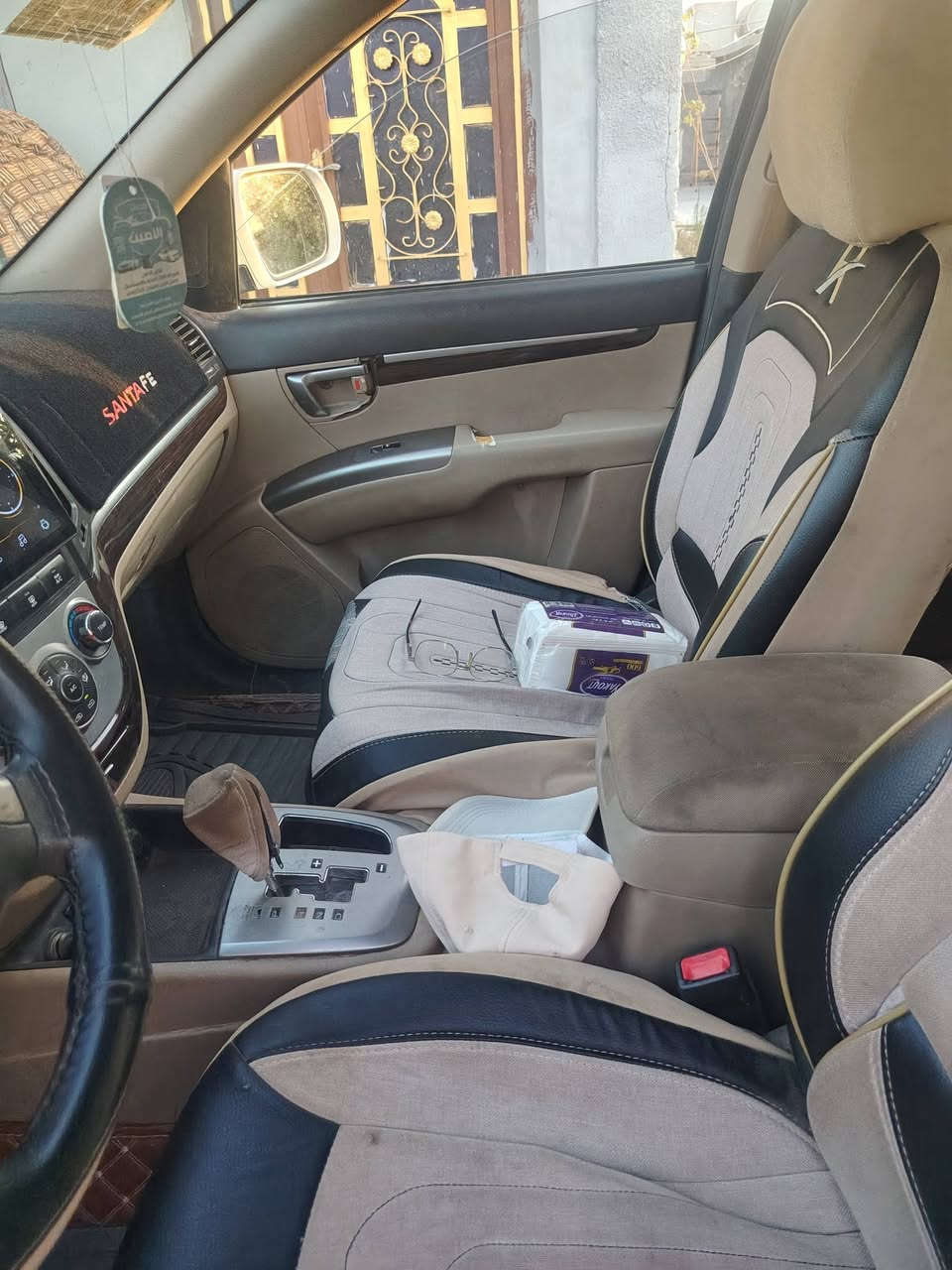 سيارة سنتافي موديل ٢٠١٢  محرك ٣٥٠٠  ، ٧، راكب خليجي رقم ألماني  بسمي سيارة جهازه  موبايل ***********@
