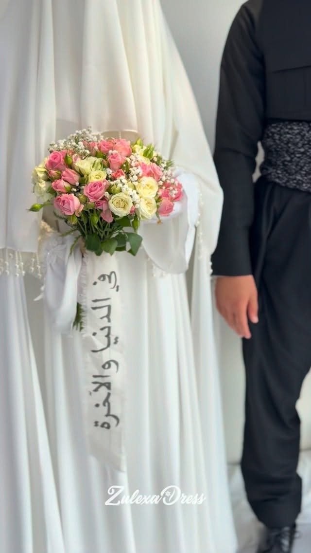 فِي الدُّنْيَا وَالْآخِرَةِ ....🤍🕊️

‏#Erbil
‏#Iraq
‏#Kurdistan
‏#ErbilFashion
‏#IraqWedding⁩⁩⁩⁩⁩⁩⁩⁩⁩⁩⁩⁩⁩⁩

نص مكتوب في الصور:
- Zulexa Dress