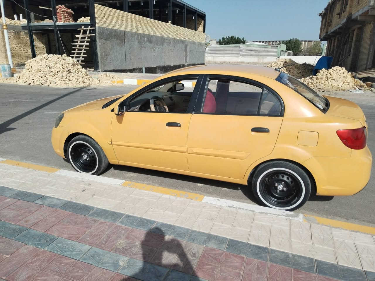 سلام عليكم
كيه ريو 

موديل 11 

خليجي 

سياره جاهز كير محرك1600  حداديه تخم تاير  تبريد شغال 

كهربايات منضومت زنون كامله سنتر لوك كله جاهز

بيها تبديل بنيد او جاملق بدون دواخل شرط 

والباقي كفاله 

سنويه ل 28 شرط تحويل مصفر من كلشي

 مكاني ناصريه المركز 

سعر 75 وبيها مجال  

‏‪***********‬‏
