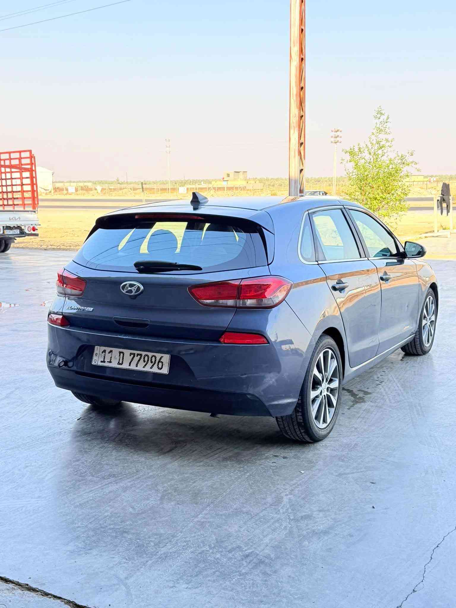 النترا 2019 مواصفات GT بسعر مناسب
رقم بغداد سنوية وهزة جديدة 

مكينة 2000 

تحكم ستيرن 

درايف مود 

مانع انزلاق 

تخم تاير جديد 

صدر جديد 

ويل كروم 

تبريد ثلج 

ماشية 80 

بيها دعجات بسيطة وانصبغت ع كدهن تقريبا ٤ قطع صبغ فقط بدون قطرة معجون 

الشاصي واللغد والتكم والقمارة مكفولات بوضع الشركة بدون قطره صبغ السيارة بيها فقط طخات بسيطة وصلحتهن ع كدهن بدون اي دواخل 

🛑 ملاحظة ابيعلك صبغ حزام اكفلها من الشاصي واللغد والتكم والقمارة والدواخل 

السيارة جديدة بوضع الشركة مكينة وكير ممفتوحات 

نظيفة كلش بدون اي نقص 

السعر 90 $ وبيها مجال بسيط 

العنوان / واسط - الصويرة 

***********
