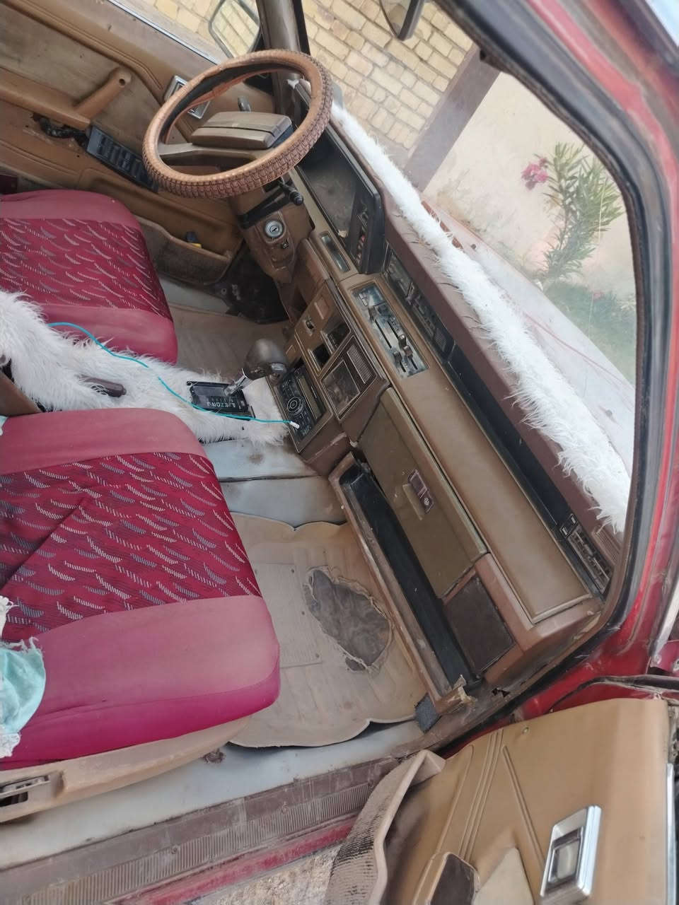 سوبر 85 مكينه 2500 سنويه لل 30 بسمي رقم بغداد دولي السياره بيها خياس وجارده مكينه وكير شرط السعر ٢٥ قفل قفل مكاني سوق الشيوخ للتواصل ***********
