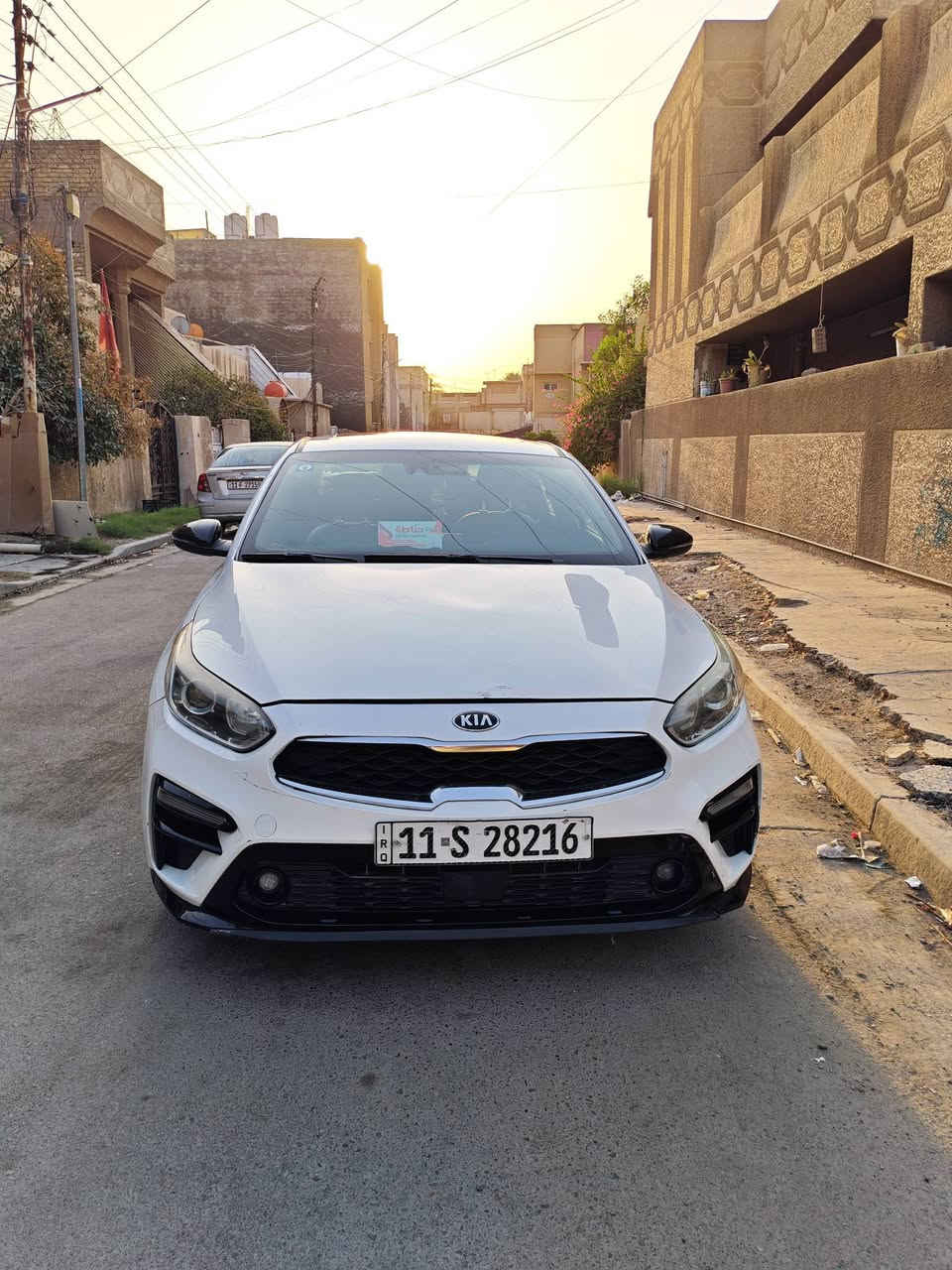 السلام عليكم
سياره فورتي امريكي  موديل 2021حادثها بنيد مبدل نفس الون سياره فول مواصفات 
اي نقص ما بيها سياره مال بيت سعرها 127$ 
للاستفار الاتصال برقم 
***********
