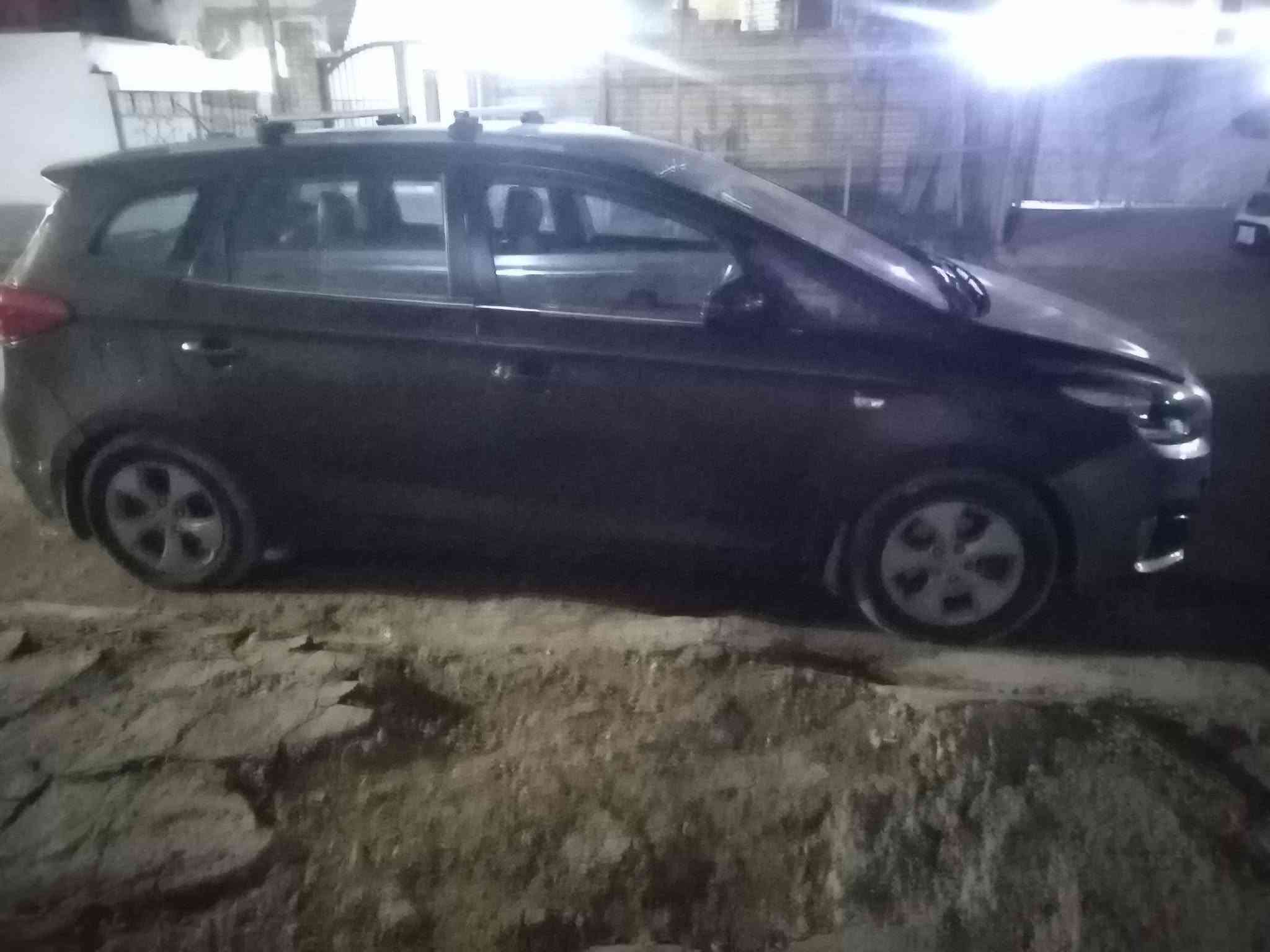 سياره رندو أمريكي مديل ١٤بيه ضربه بس الدعاميه السعر النهائي ١٢٠ورقه مراسله ع وات ساب ***********
