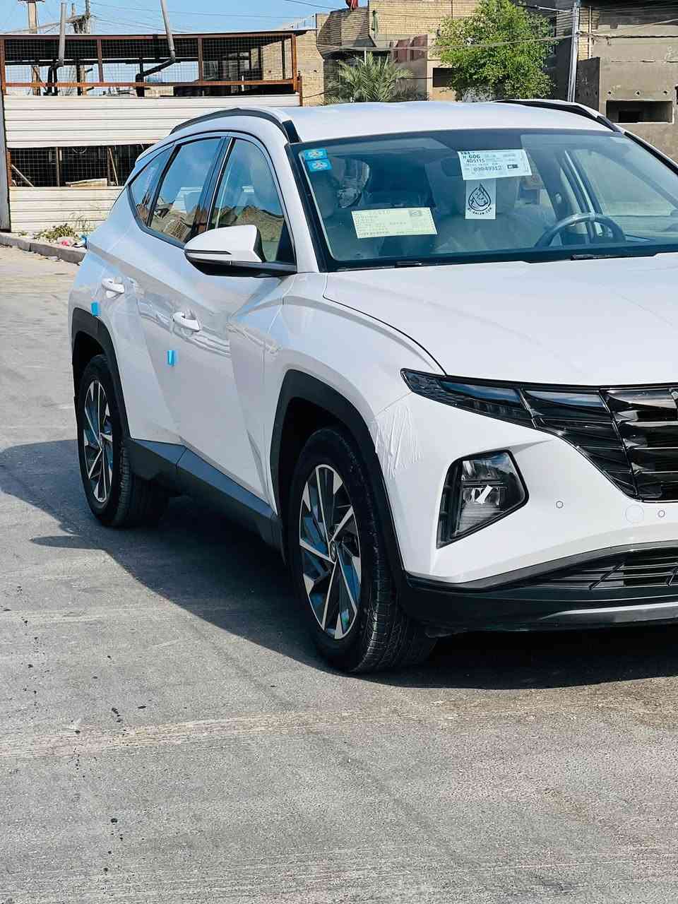 السلام عليكم توسان 2024 خليجي مكفوله كفاله عامه من الصبغ بيها بارد بل جاملغ واحد بسيط كلش 
مكينه 2000 دوش كير ومكينه مكفولات كفاله عامه 
تبريد ثلج صدر تخم تاير السياره جديده بسمي رقم بغداد بصمه كشتات ثنين كهرباء شاشه داخل ابيض 
تثبيت سرعه مري شفط وبيها هواي مواصفات ***********  
مكان بغداد
