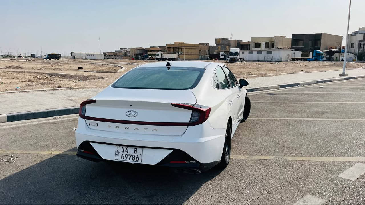 السلام عليكم 
للبيع  سوناتا 2023 وارد اميركي للبيع او لمراوس حسب قناعة
محرك 2500 
ماشيه 85 الف mi
رقم بصره حره بأسمي 
السياره نص فول 
بصمه تشغيل عن بعد 
رادار امامي خلفي 
قياده ذاتيه  تحكم ستيرن  مثبت سرعه  
السياره كفاله گير مكينه تبريد 
الويل ١٧ البلادي موجود عندي 
السياره  بيها صبغ صفحه متضرره ومصلحه  مكاني البصره 
*********** الزبير, البصرة
