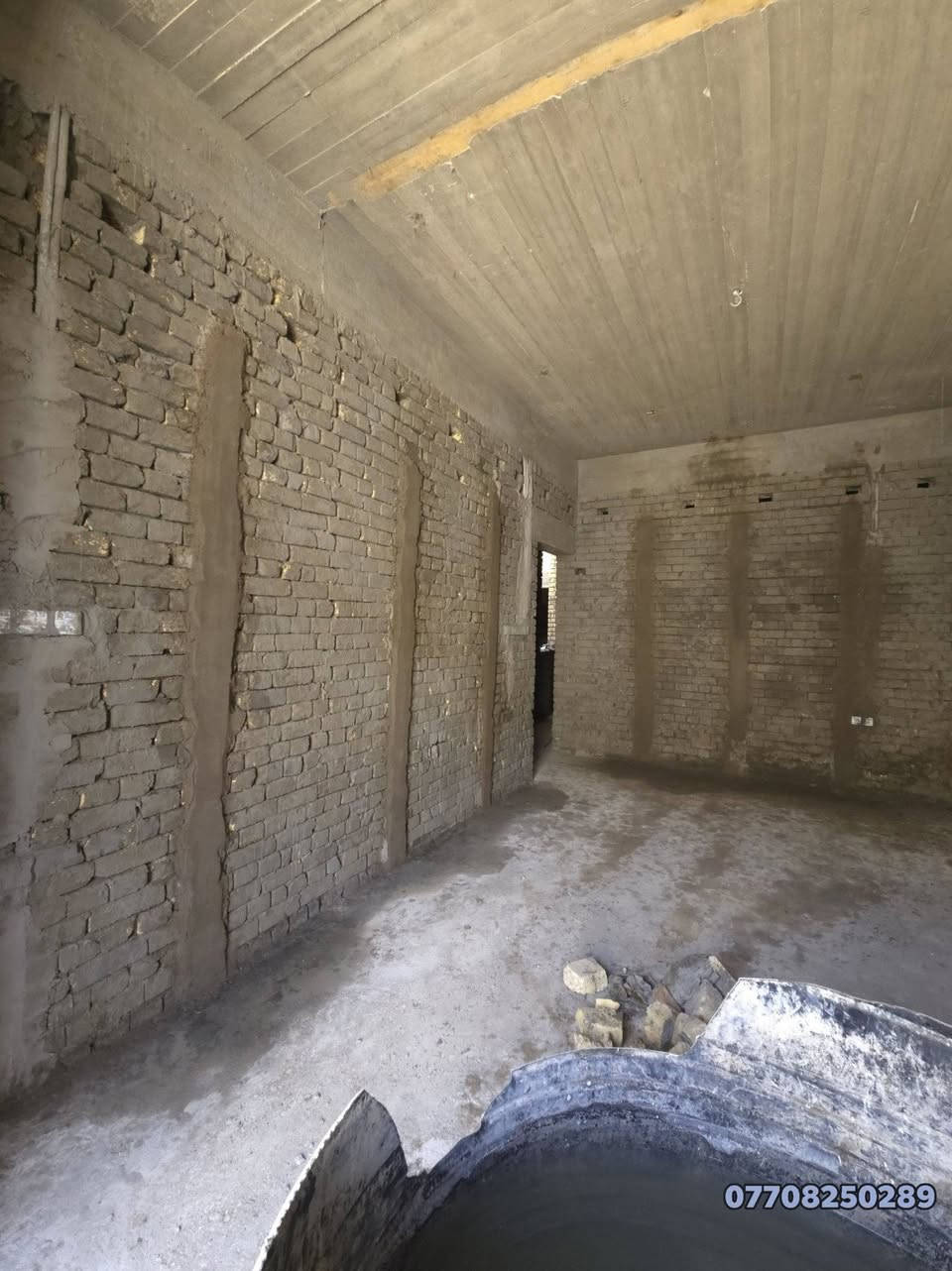 كادر لبخ داخلي اسود وبياض مساطر وزن ليز تصفير وطرطشه وخارجي وجهات عمل تسليم هندسي بل متر وقطعي ***********

نص مكتوب في الصور:
- ***********