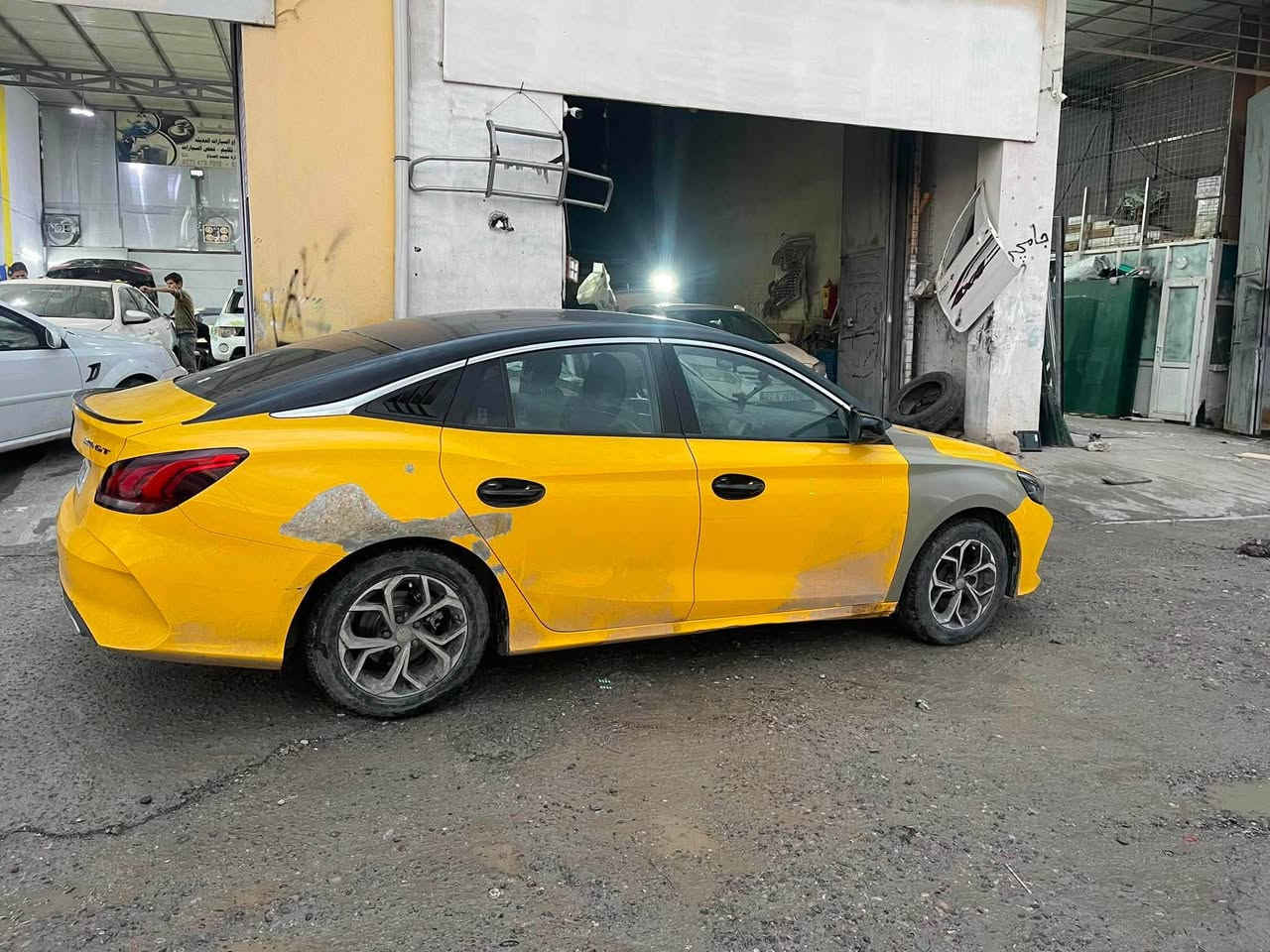 MG GT 
موديل 2023
سيستم غاز ٦٠ لتر مكان سبير 
قطعتين صبغ بدون دواخل صور حادث موجود بالمنشور
سيارة جديد گير توماتيك 
گير محرك بشرط
رقم و سنويه جديد
٩٩ الف ماشئ
سعر ٩٩ ورقه فقط 
رقم موبايل *********** , ***********
