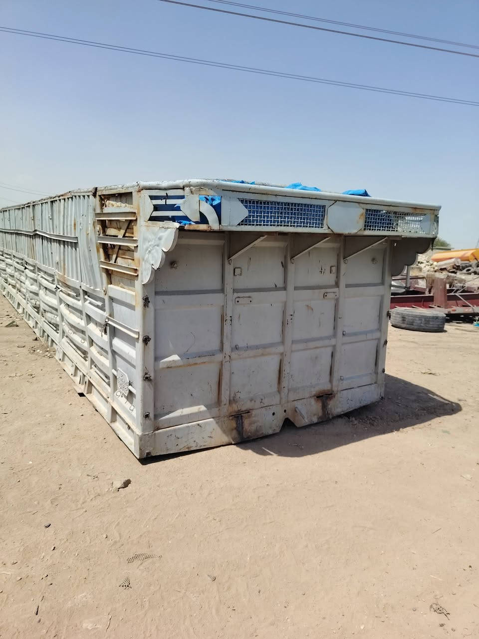بودي فقط بدون دناكير وشاصي للبيع للاستفسار ***********
