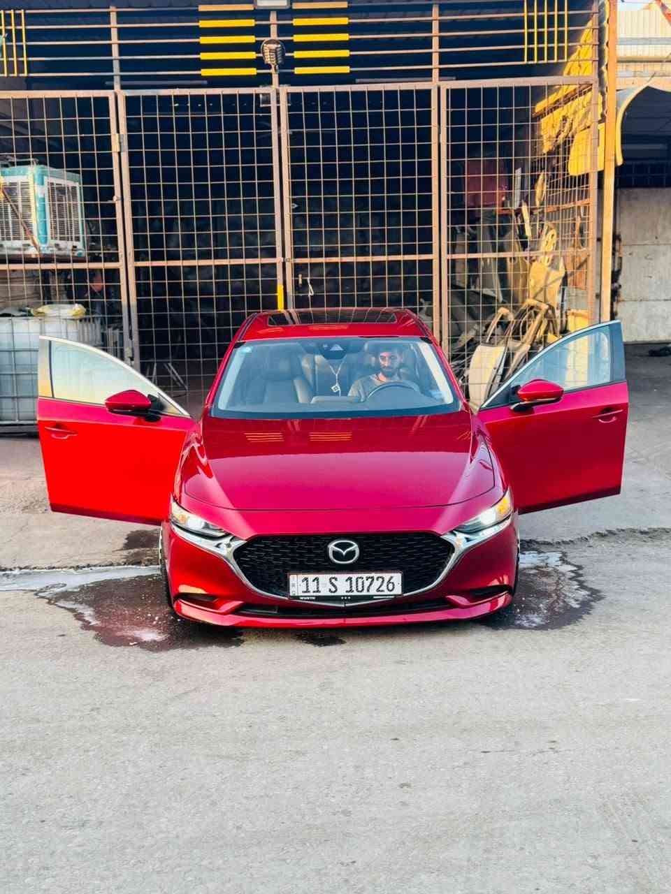 سلام وعليكم سياره لبيع او مرواس حسب القناعه     Mazda3. Preferred2023  اعلى مواصفات تجي بالتنفس الطبيعي  ١٠بصَمه دخول ذكي ٢مري قلاب ويه ال R رادار ونقط عمياء بالمري فتحه  كراسي كهرباءوتدفئه  لايت داينمك متحرك زنون  حساس مطر للما سحات. اوتو حساس  خزن ميموري كشن               حادث السياره مث ما واضح كداَكم بدون شاصي بس يصير تعديل بللغد بسيط                                        محركها 2500مرغوب سياره ماشيه 27االف فقط       السياره تمشي بغدادتترقم جميع المحافظات              السعر 135ورقه                                                    ***********
