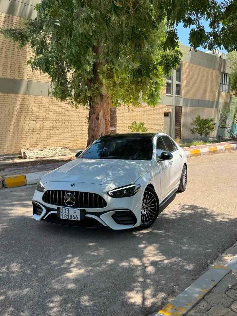 السلام عليكم
السعر مناسب جدا +مكلف بلنشر 
مرسيدس بنز C 300 موديل 2024 وارد كندي بيها 3 قطع تبديل
اصلي وبارد يعني بدون صبغ ابدد
عليها كت Amg
مواصفات سلايد فتحة سقف
بصمة وبصمة ابواب
انارة داخلية الوان
محرك كير واير بشرط مامفتوح
فول فول مواصفات شاشة كبيرة لمس كاميرات محيطية
حاسة رادارات كشن جلد
شفتات استيرن 
وبعد هواي مواصفات 
وسونر بلمنشور 
رقم بغداد المكان بغداد الطالبيه
للاستفسار ***********
