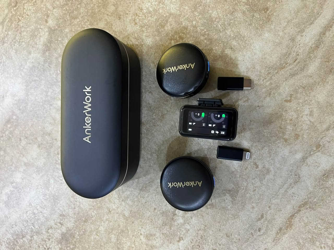 ميكروفون AnkerWork M650 • تسجيل ثنائي • عزل ضوضاء