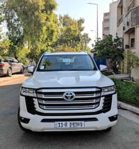 لاندكروز GXR • ٢٠٢٢ • رقم بغداد