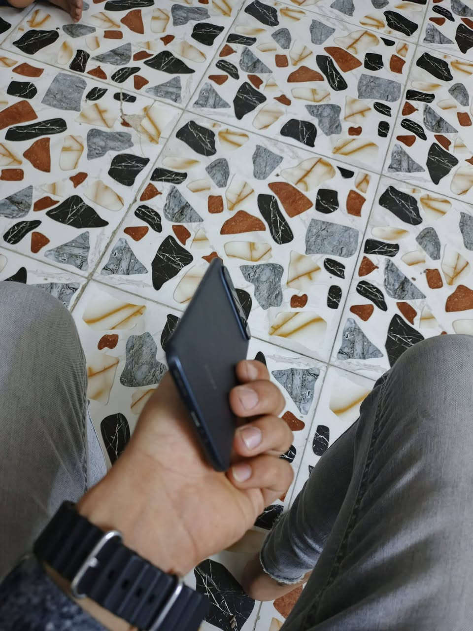 سلام عليكم ورحمه الله وبركاته تكنو بوفو slim5G جهاز شرط لا مفتوح ولا واصل مصلح نضافه فول جلخ مابي وضع شريكه ذاكره ٢٥٦ رام ٨ +٥ جهاز شرط بدون ملحقات سعر ٢٨٠ وبي حك جيتك بس رقم *********** وخاص موجود
