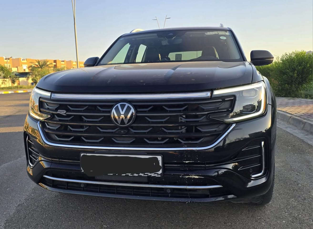 فولكس واكن اطلس موديل ٢٠٢٤
اعلى فئة ماكو فوكاها
 #ATLAS_SEL_PREMIUM_RLINE

ويل كروم حجم ٢١ 
كامرة محيطية ٣٦٠ درجة 
دفع كلي مع ٦ انماط قيادة
الانارة تفاعلية مع حركة الستيرين والدواخل كلها لمس  
وبعد بيها هواية مواصفات
شوف الفديوات بعد عالمواصفات   
ضرر فقط شوية من الباب الامامي وشوية من الخلفي طرف السايق مصلحات نفسها بدون دواخل بدون ايرباك نظافة فوول 
  رقم شمالي بإسمي  
#ATLAS_SEL_PREMIUM_RLINE
اعلى فئة-فول الفول 
للاستفسار 
***********
