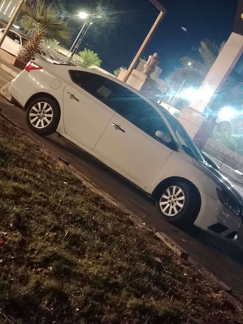 للبيع نيسان سنترا2018امريكي رقم كركوك هزه وسنوبه ورقام جديد كير محرك  خير من الله تبريد ثلج تخم تاير السياره جاهزه مكان صلاح الدين تكريت  سونار مرفق مكلف بلنشر رقم صاحب السياره ***********  قفلها٩٣  بيه مجال المو شراي لا يخابر

