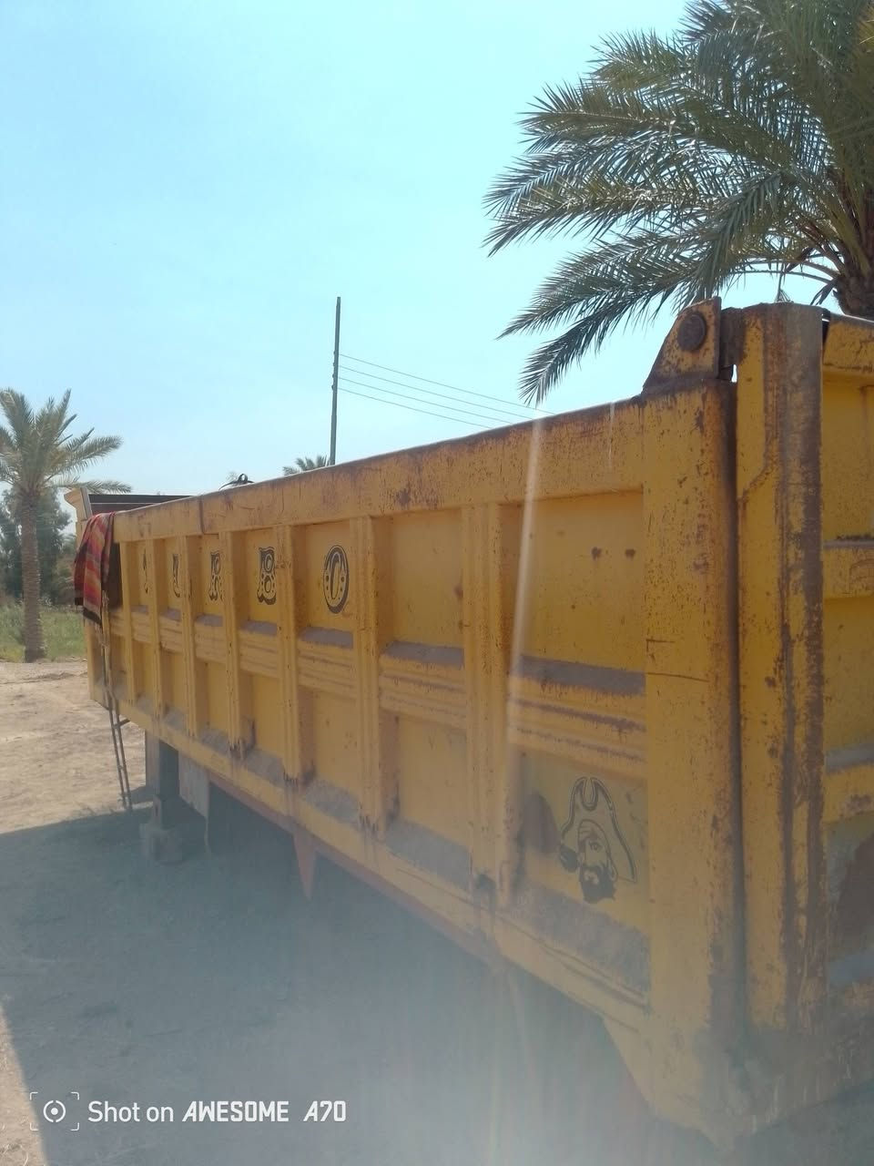 السلام عليكم لبيع بدي علم نضيف دنكيره مالير السعر  . 4 بي مجال. استفسار ***********
