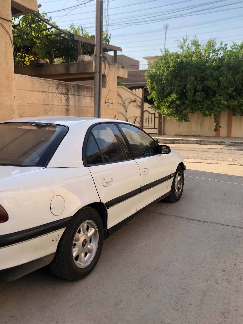 اوميكا بزون • ١٩٩٧ • كير عادي