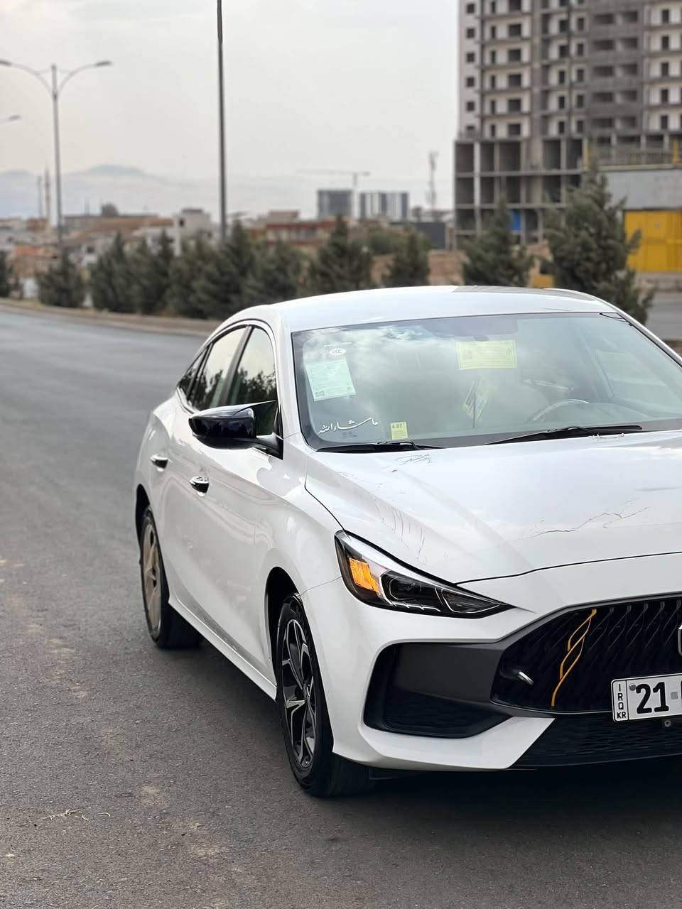 ئێمجی جیتی گێر عادی سەیارەکە ڕەقەمە  2025 حساب کە سفرە  تراکشن کۆنتڕۆڵ و ئیکۆ هیچی پێوە نییە سەیارەکە لۆک لۆکە 10هەزار کیلۆمەتر ڕۆشتووە 
105گەڵاو مەعامەلە ***********
ئەدمین🤍
