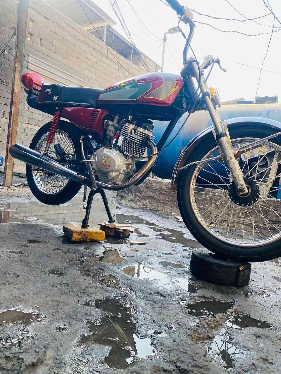 سكنر موديل 21دراجه تخبل كفاله عامه محرك ناعم شلعه ومعدل شك الكاع شك كلشي معايزه سعر 550وبيه مجال قليل  مكاني نجف شارع كربلاء عامود 168 ستفسار خاص و تصال برقم ***********
